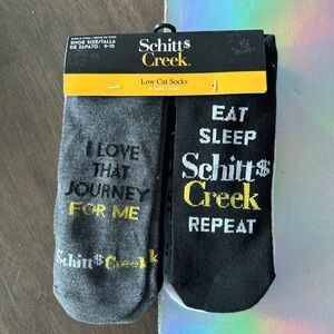 Brand New Low Cut Schitt’s Creek Slogan Socks 8-Pack